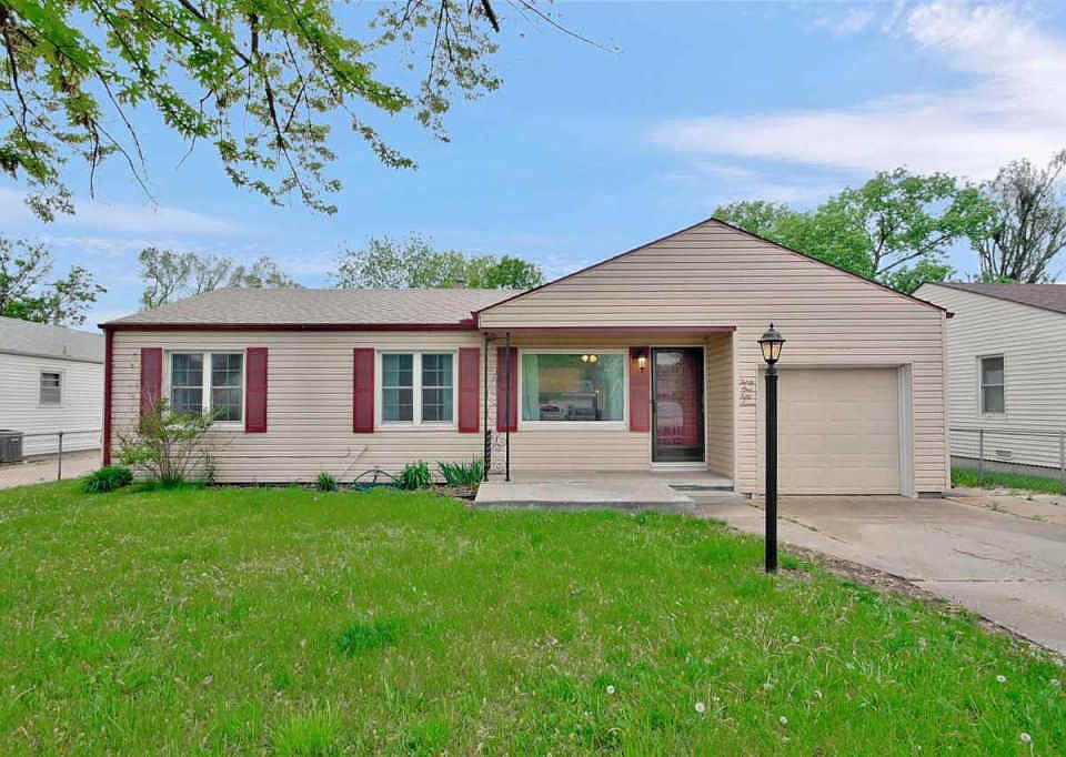 3157 S Fern Ave, Wichita, KS 67217 | Zillow