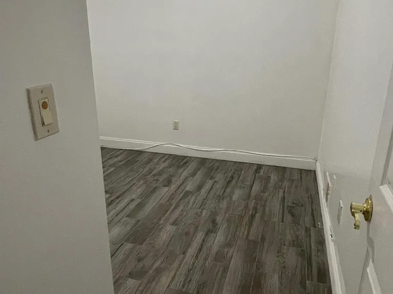 151A Waterbury Ave #B — Photo 2