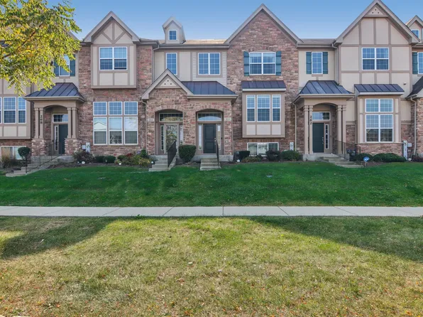 264 Bennett Dr, Carol Stream, IL 60188