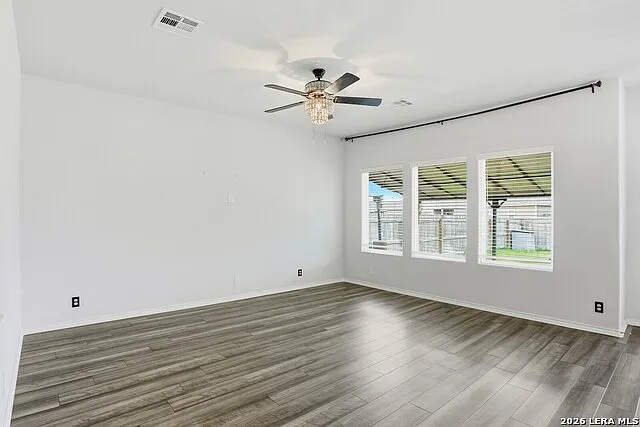 12611 Auriga — Photo 15