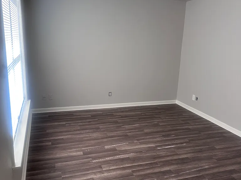 5013 Longview Dr — Photo 6