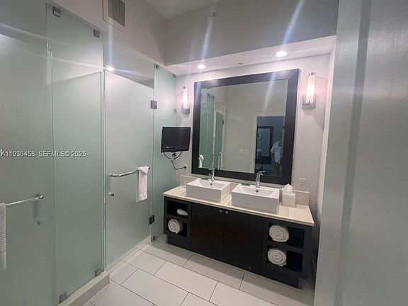 4th image of 5300 NW 87th Ave #601