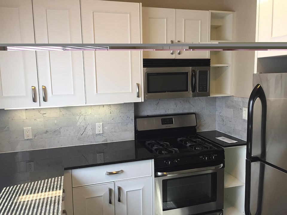 1st image of 22 Grijalva Dr