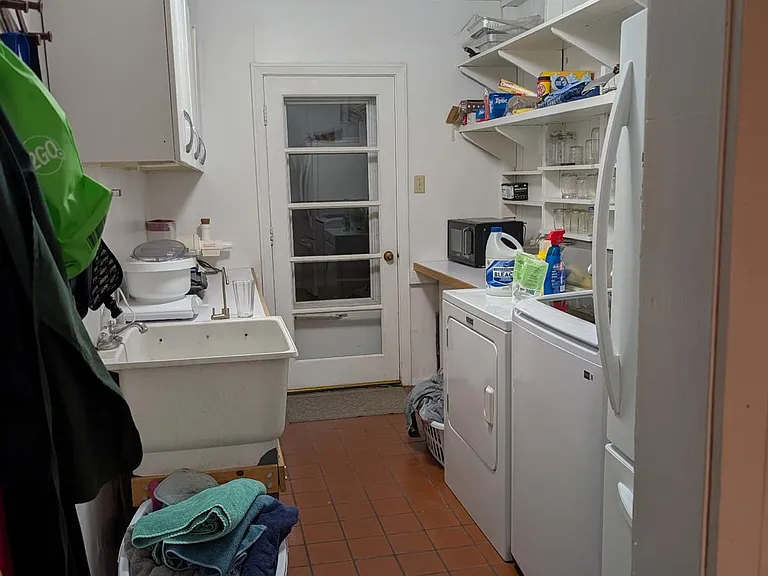 3765 Villa St #A — Photo 4