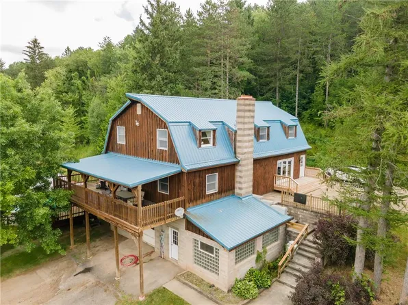 3194 State Route 21, Palmyra, NY 14522