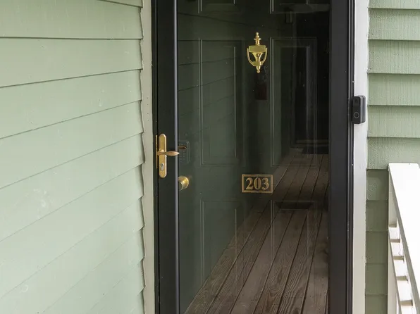 1201 Westview Ln APT 203, Raleigh, NC 27605