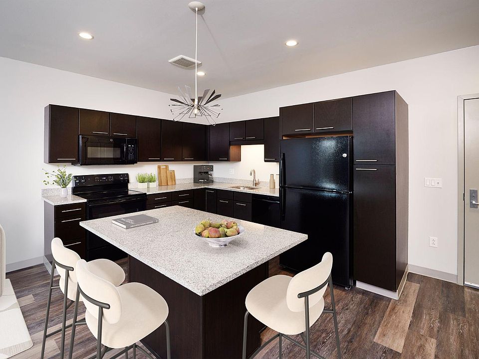 1st image of 5765 Centre Ave #425