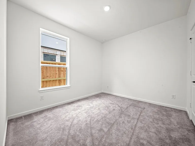 21643 Lampeter River Ln — Photo 17