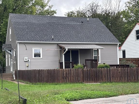 2nd image of 1007 S 2nd Ave