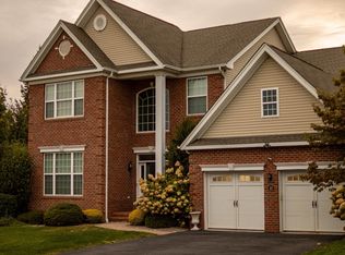33 Fenton Way, Hopewell Junction, NY 12533