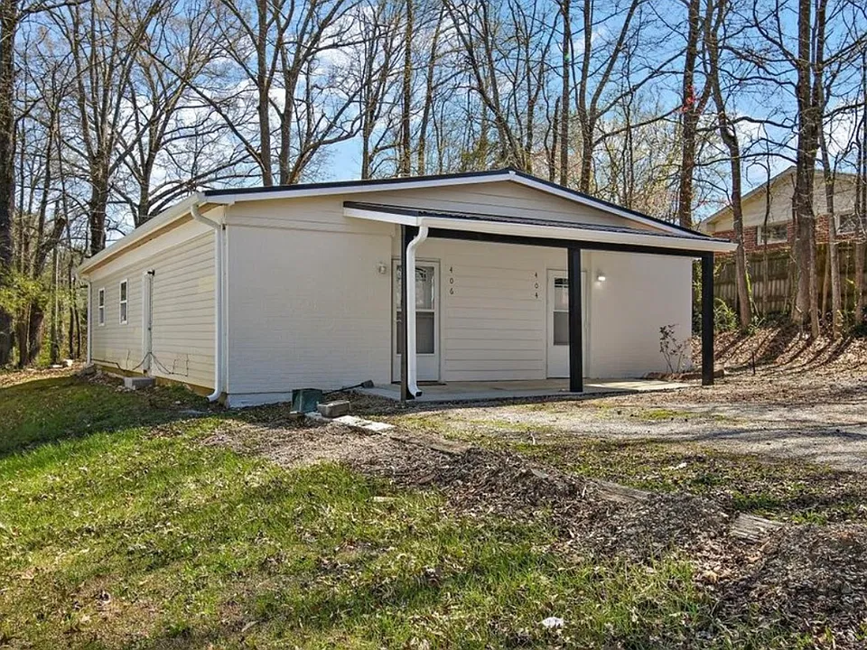 404 Chamberlain Dr #404