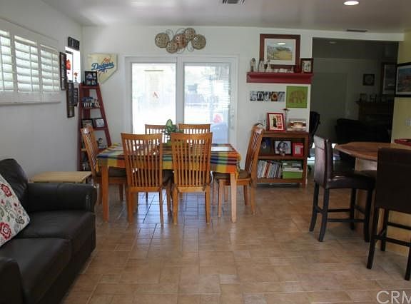 2nd image of 1521 E Marbury St