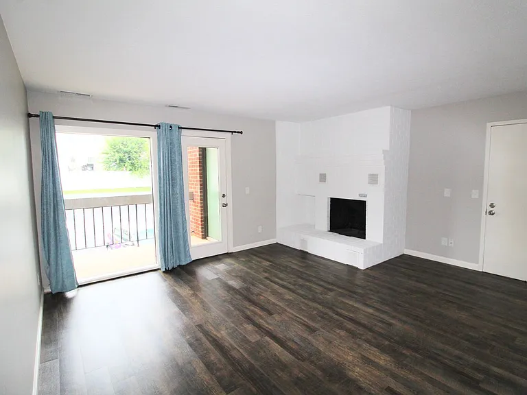 1010-8 Blue Ridge Dr — Photo 8
