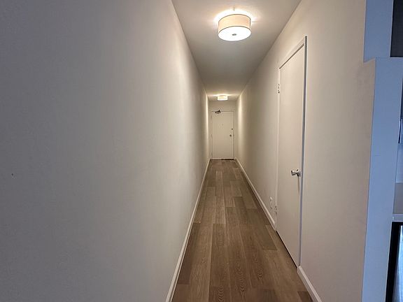 3rd image of 284 12th Ave #3
