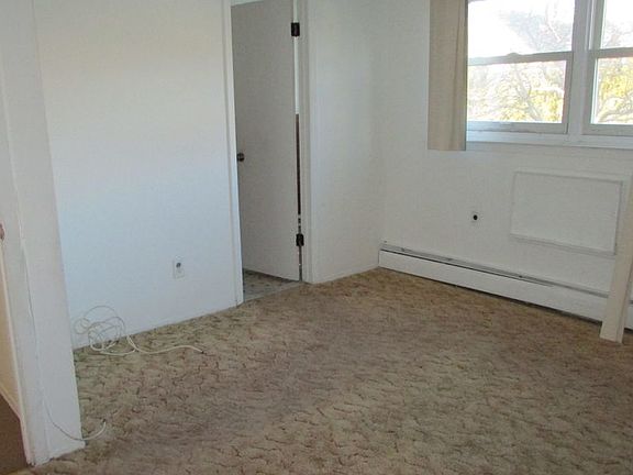 5th image of 1330 Herald Ave #1