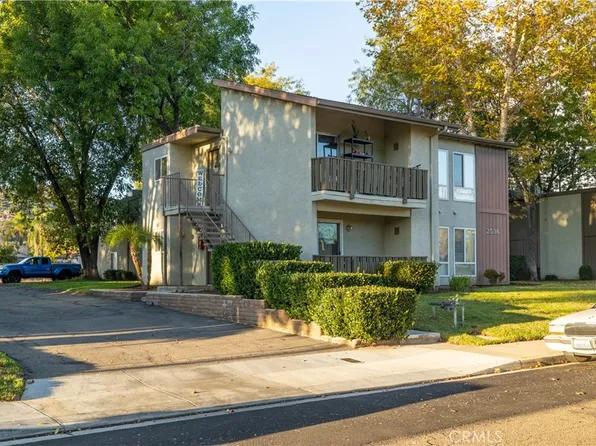 2536 White Oak Pl Unit 2, Escondido, CA 92027