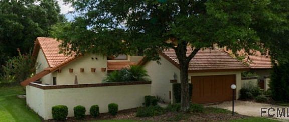 4th image of 25 Village Cir