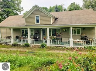 1310 Carlson Rd, Frankfort, MI 49635