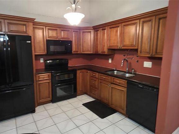 4th image of 3205 LAUREL DALE DRIVE
