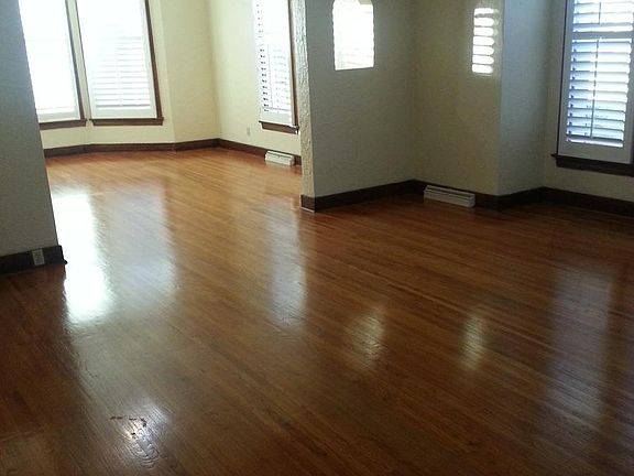 Dinning Room looking into Living Room