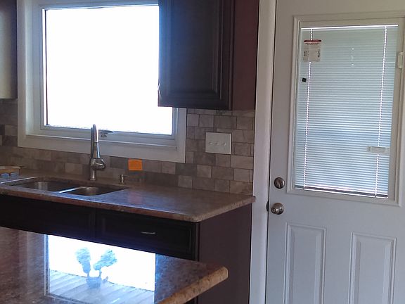 3rd image of 699 Park Ln