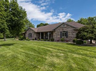 13122 Fawn Creek Rd, Highland, IL 62249