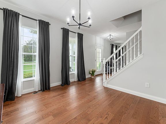 4th image of 167 Balbriggan Ln