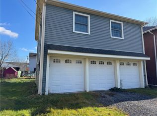 223 Keystone Way, Ellwood City, PA 16117
