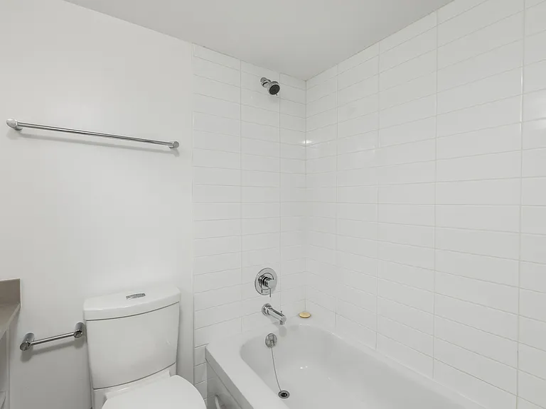 1750 Davie St #401 — Photo 10