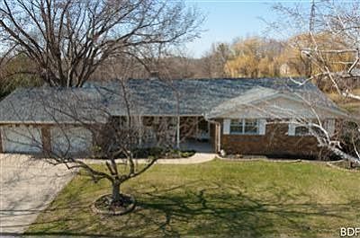 1st image of 16664 Huron Dr