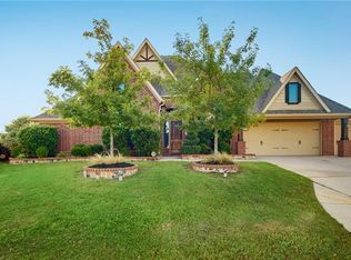 1216 Hayfield St, Roanoke, TX 76262