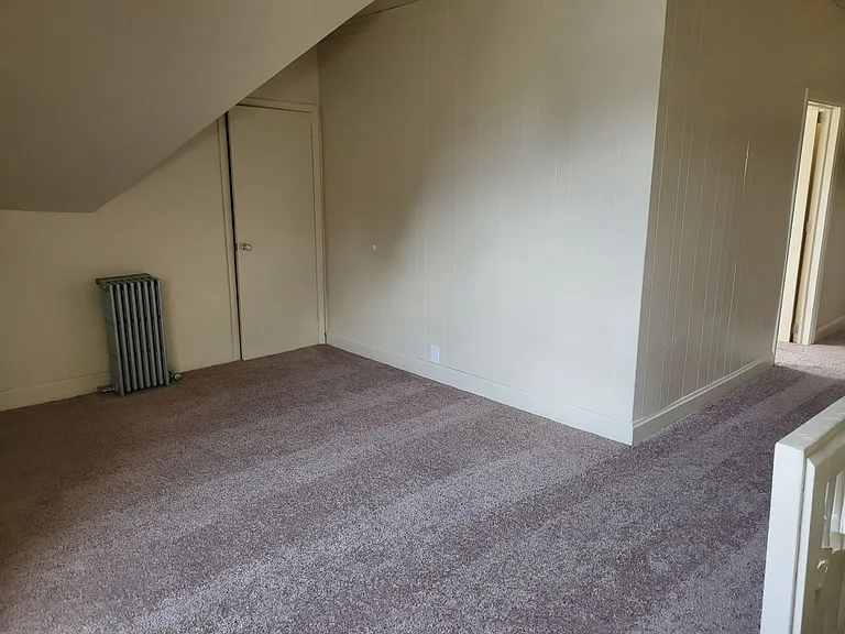 235 W Main St #B — Photo 19