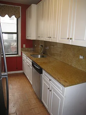 Rented by Rachel Realty | media 18