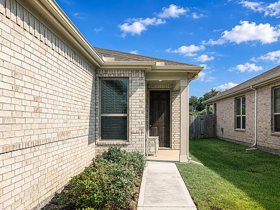 4th image of 20900 Sheffield Park Dr