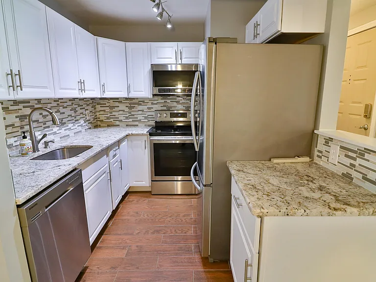 13111 Wonderland Way #1 — Photo 19