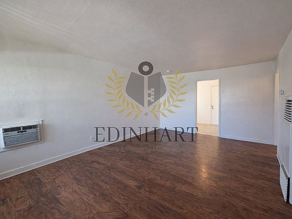 3rd image of 1916 E Hunter Ave #4