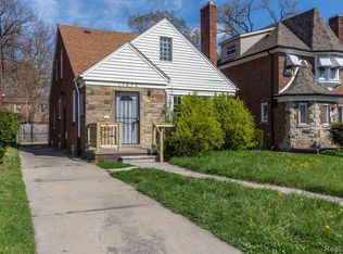 17572 San Juan Dr, Detroit, MI 48221