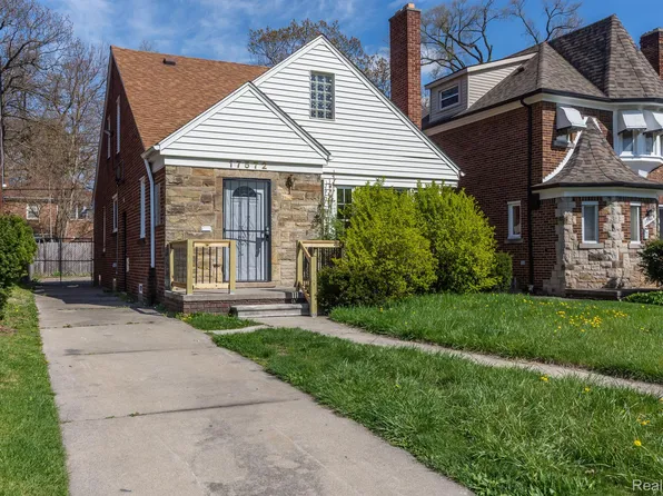 17572 San Juan Dr, Detroit, MI 48221