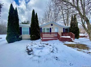 1131 Allen Rd, Kimball, MI 48074