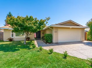 7830 Sungarden Dr, Citrus Heights, CA