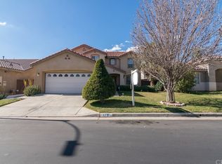 175 La Amistad Way, Hemet, CA 92545