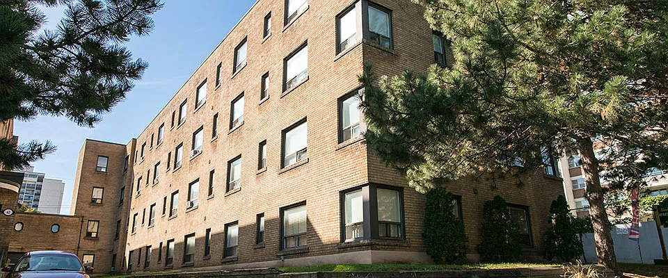 Building Photo 3
