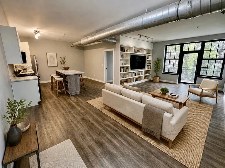 944 Dorchester Ave #9 — Photo 1