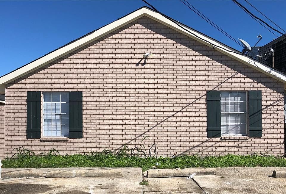 1st image of 7849 Symmes Ave #1