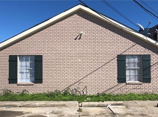 7849 Symmes Ave #1, New Orleans, LA 70127