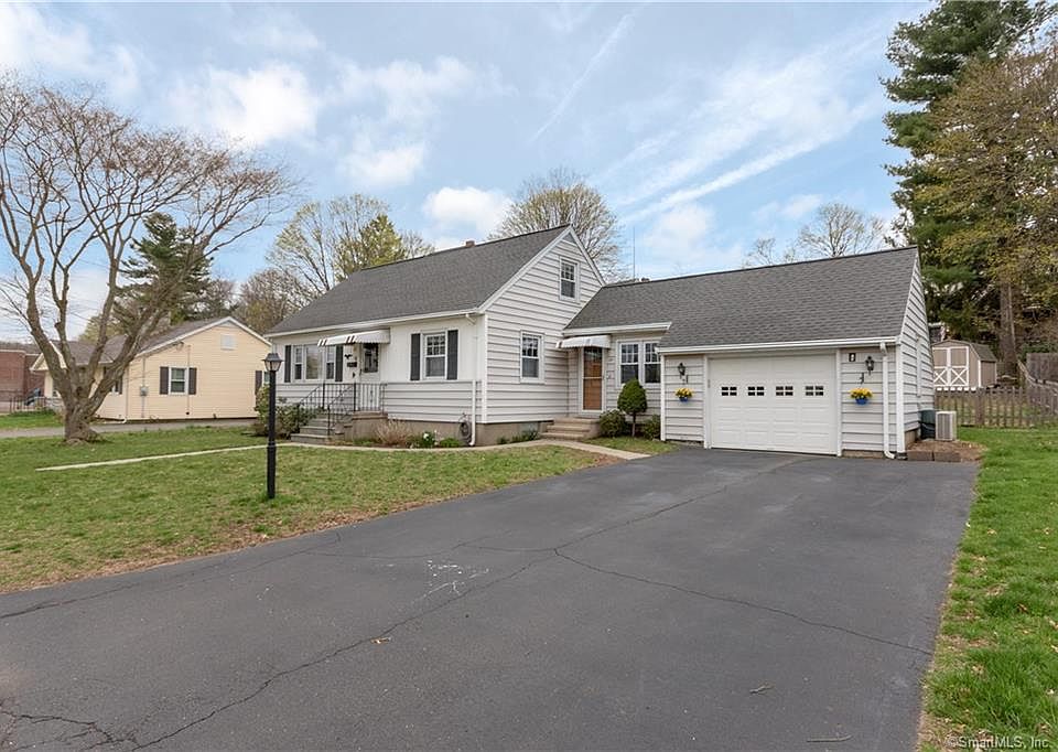 1st image of 25 Greenlawn Ave