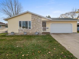 1923 Menasha Ave, Manitowoc, WI 54220