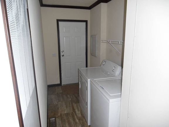 4th image of 61108 Old County Road 17 #450