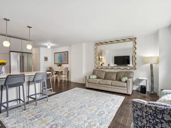 568 Grand Street J104 image 2 of 18