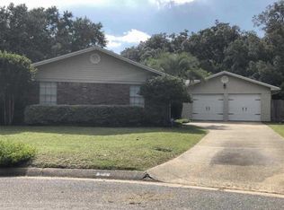 3176 Bent Oak Dr, Pensacola, FL 32526